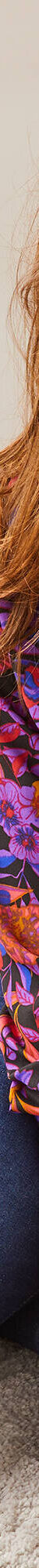 Chemisier boutonné imprimé fleurs (noir / violet) Chemisier boutonné imprimé fleurs (noir / violet)